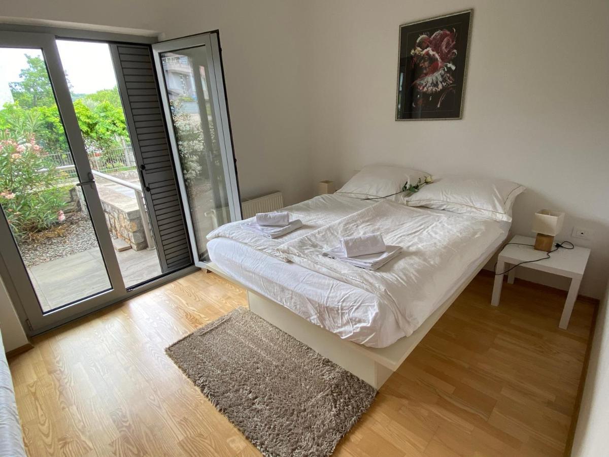 Apartment Apolon